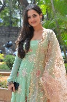 Ayesha Khan Photos